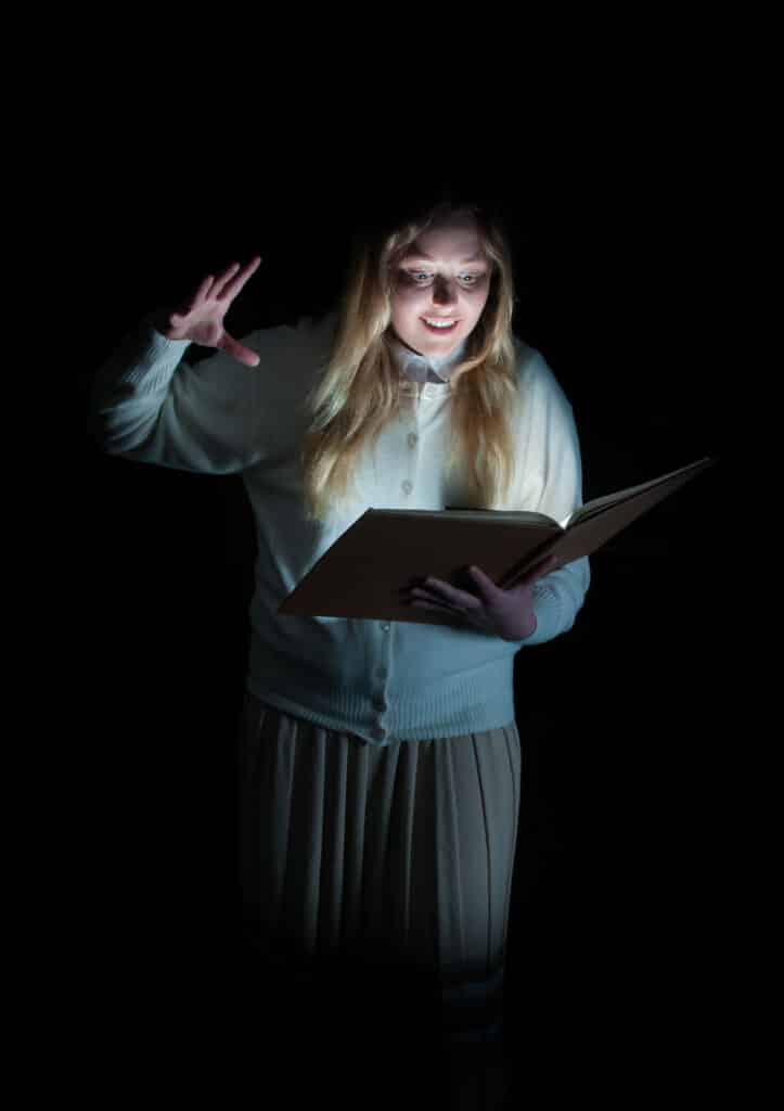 Megan Davidson as Carrie - Image: Daniel Salmond