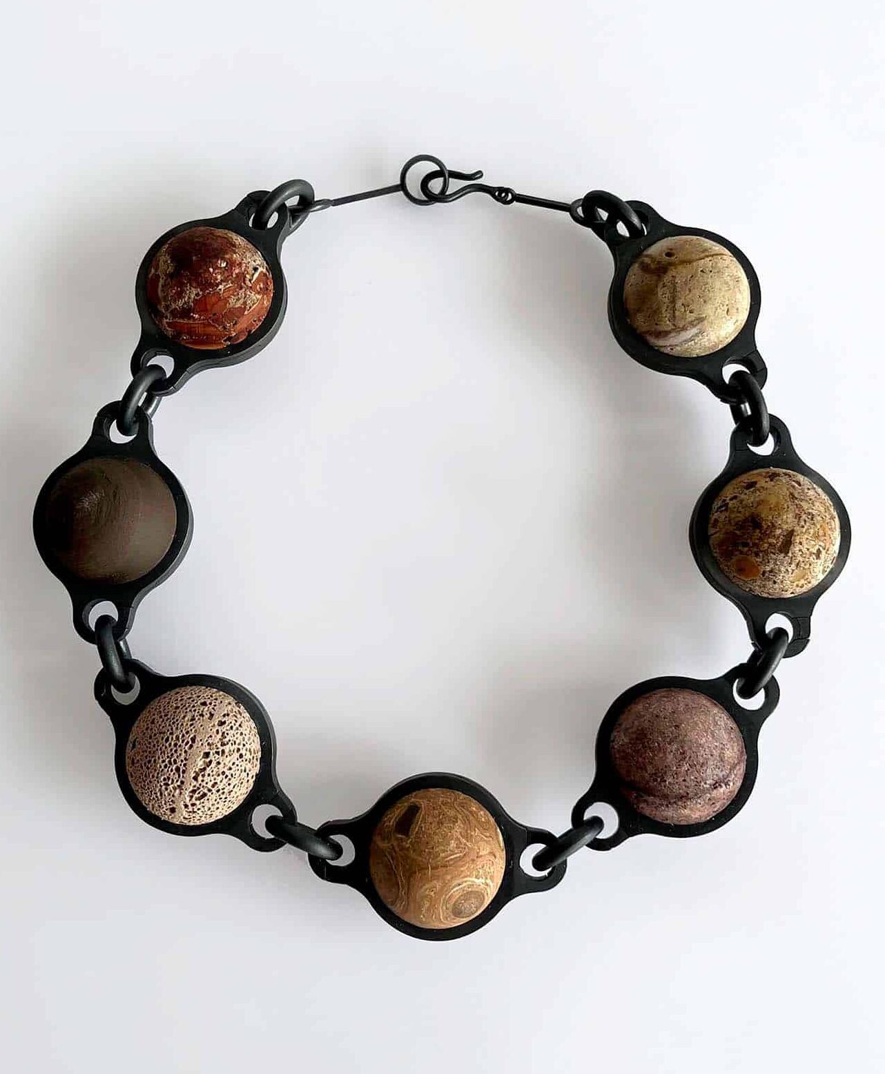 dR6jTpal SRGB 2000px edited