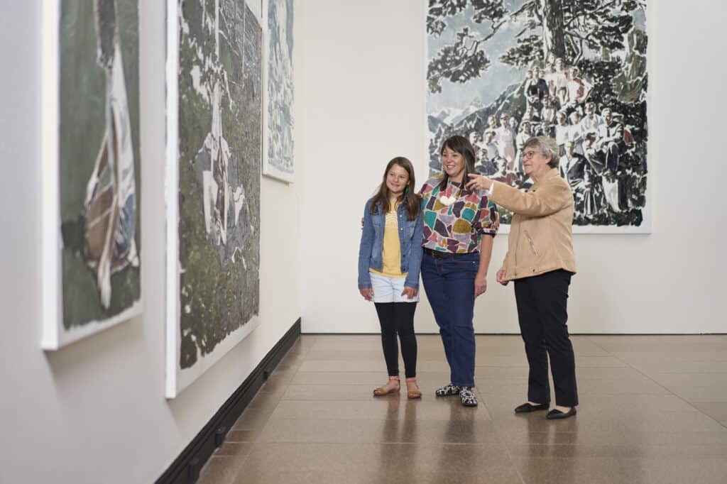 AGSA Mothers Day Promotion Photography Apr19 2024 8777 HiRes 2000PX Milla Evans and Kath and Marg Inglis