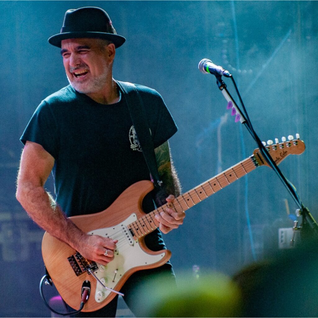 358611539 261708276584564 303975113196332607 n