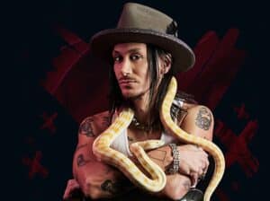 2560px w x 1280px copy