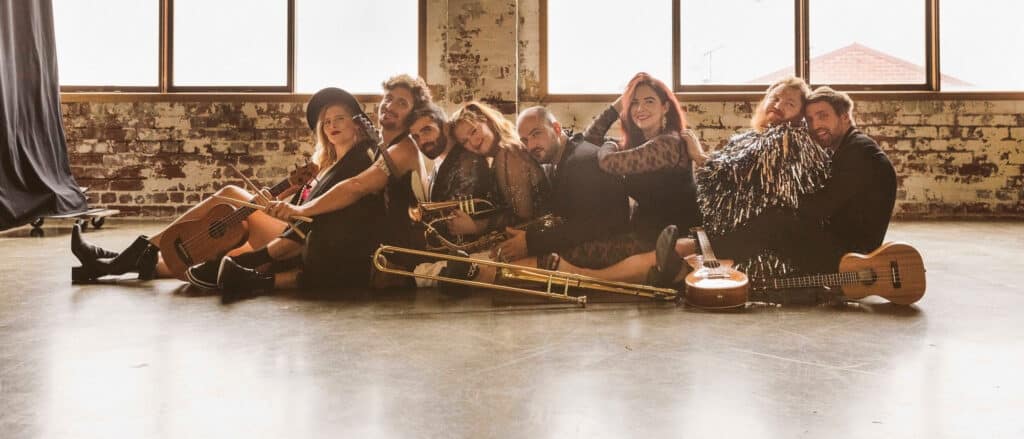 ab67618600001016f9fb53f32b8b5384de264e75