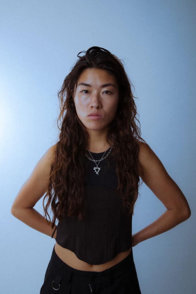 Jennifer Loveless 8977