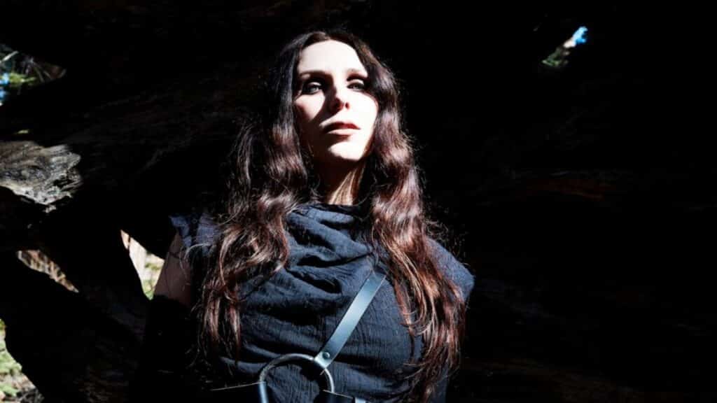 chelsea wolfe robin laananen