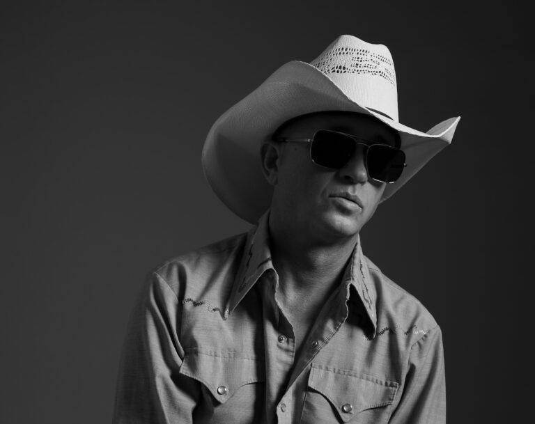 53b1ad32-e8ca-bbae-81aa-76d7e7236450