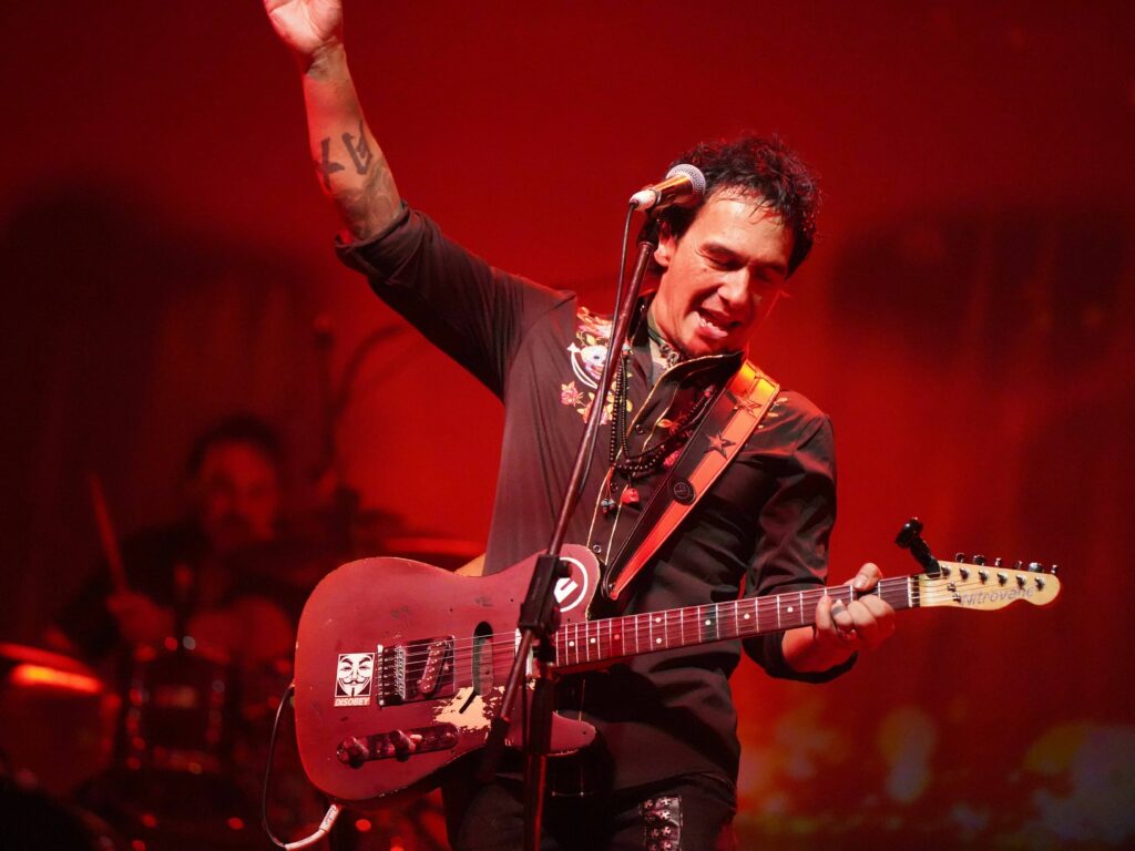 r4 0 5331 3995 w5334 h4000 fmax