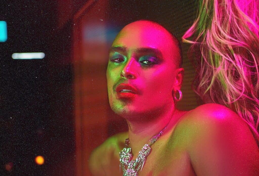 1. Seann Miley Moore Photo by Ryan Cara scaled e1732706386269