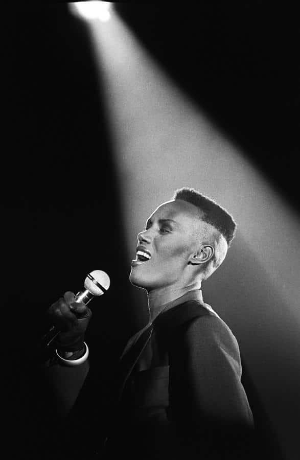 2 singer grace jones in concert george rose