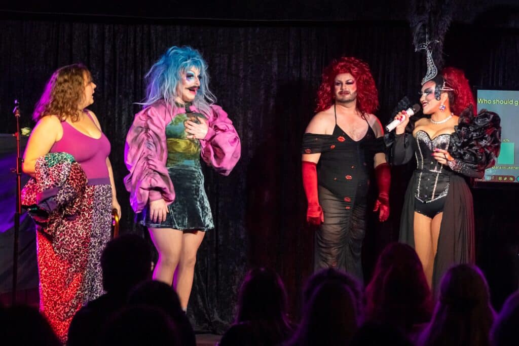 Tash Yorks Chaos Cabaret Cab Fringe 2025 © IMAGE CONSTRUCTION 20