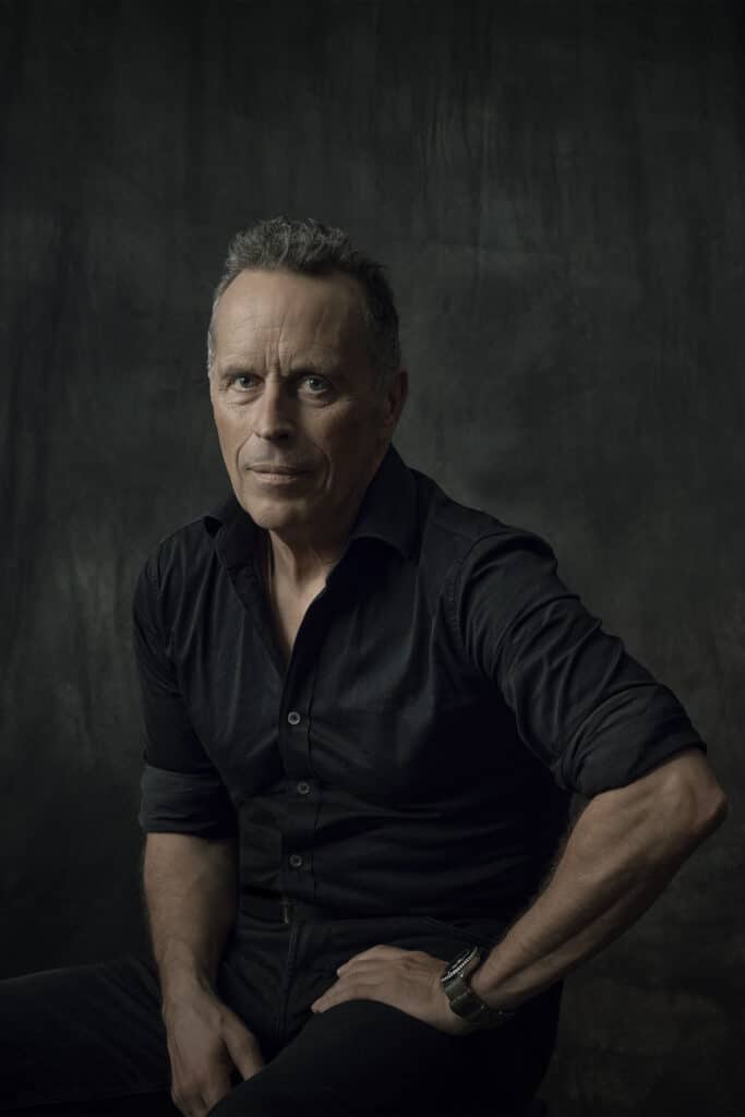 ISP231128 Mark Seymour 166vertical3 1