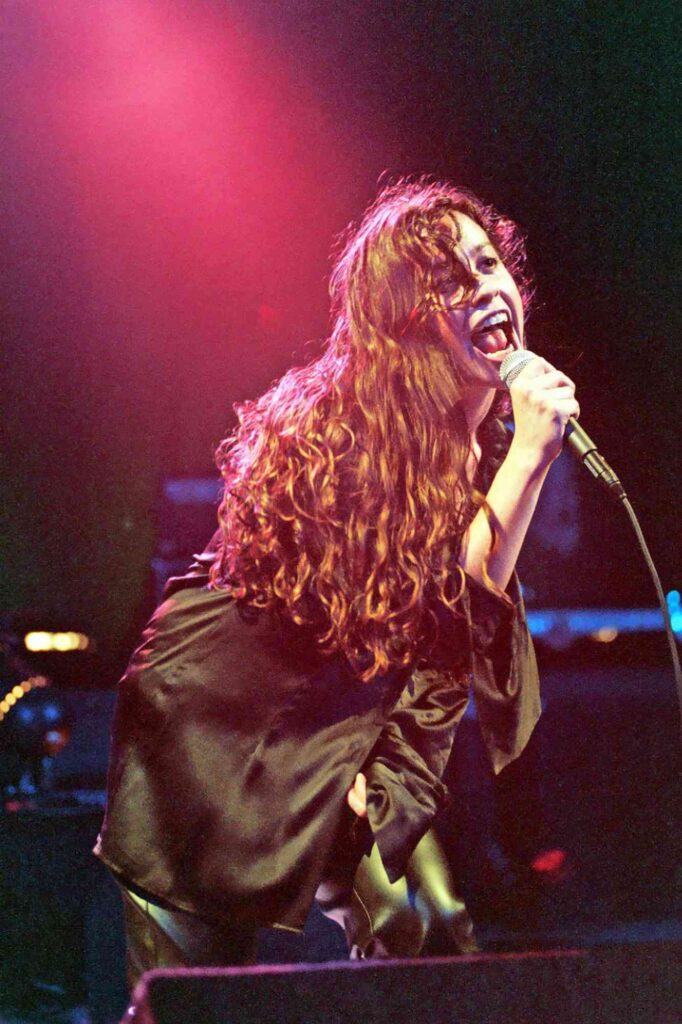 alanis morissette 0 2000 86986c26ac2a4d28ba9d7381e493a7e9