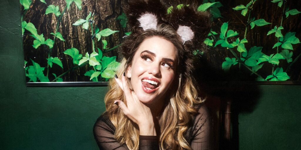 michelle brasier av bear afc website 2560x1280 1