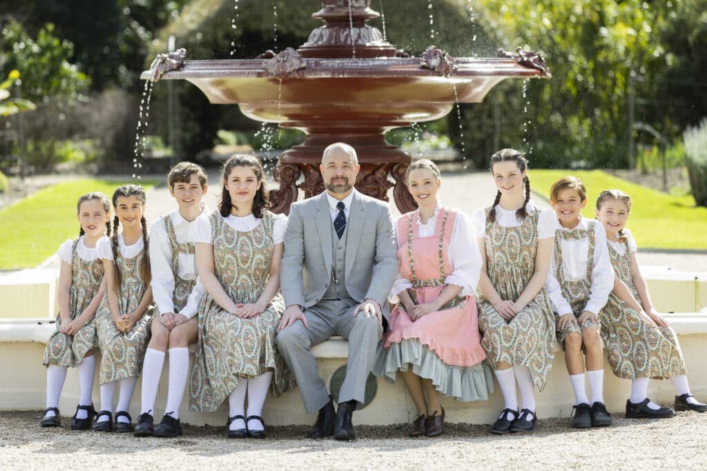 GS Society The Sound of Music Andrew Crispe and Emily Fitzpatrick with Rogers Cast Photo Credit ProShots