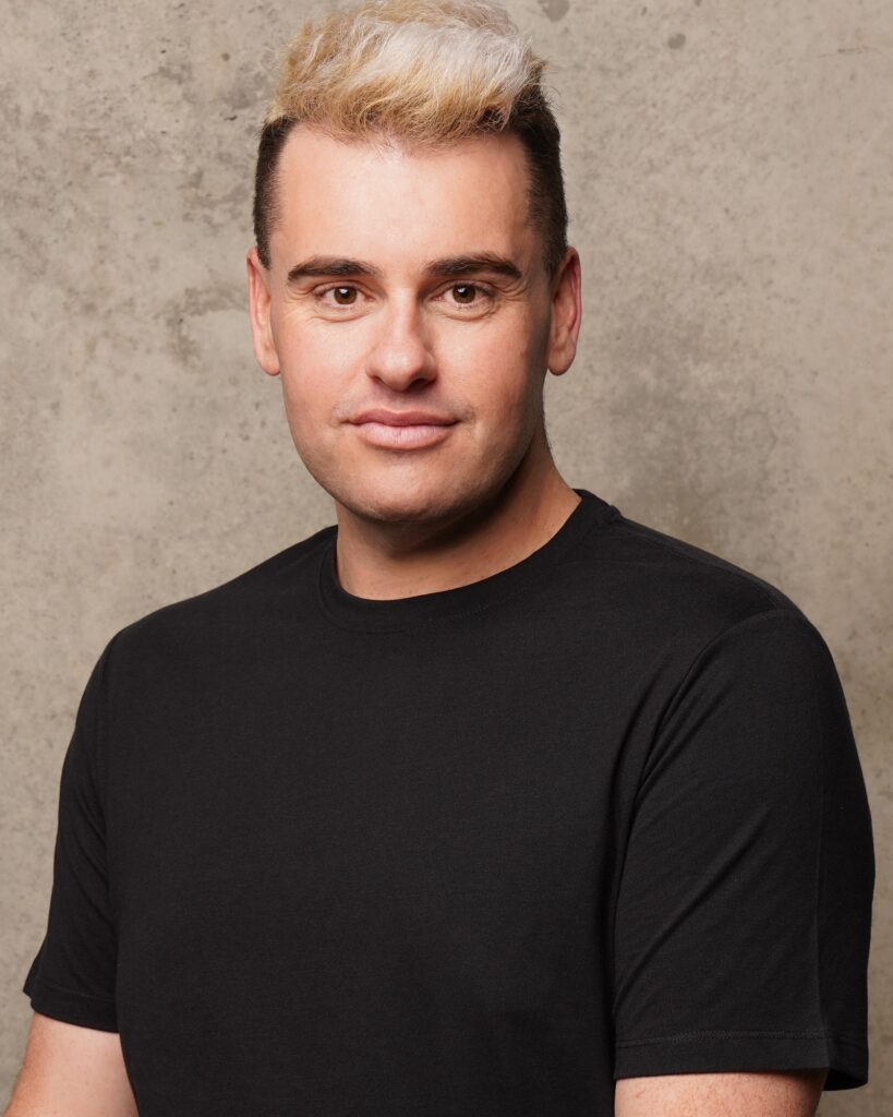 60c061c7cad66e76991d9613 DeanMisdaleHeadShot1