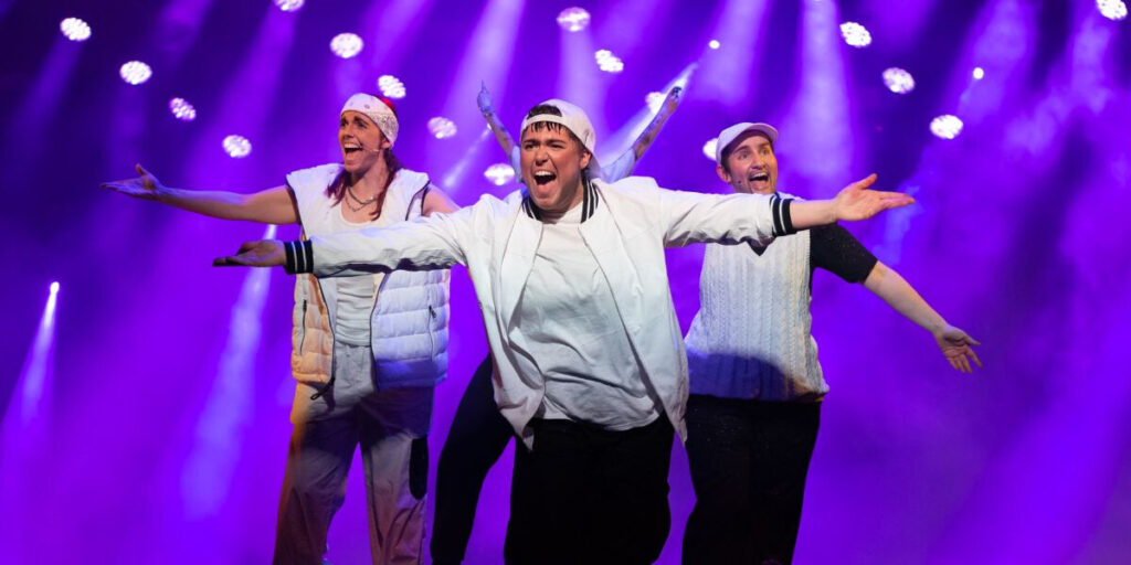 user crop FUCCBOIS FULL BAND 1200 x 600 px.jpg