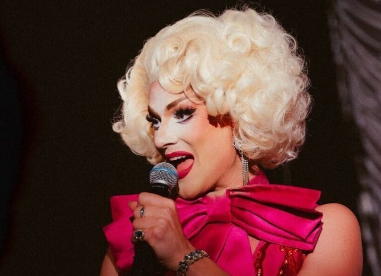 user crop Skank Lips4 1200 x 600 px