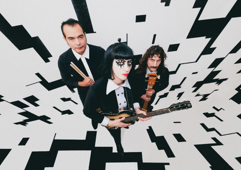 40725f90-5be6-4577-3dcb-cb36d0c15738