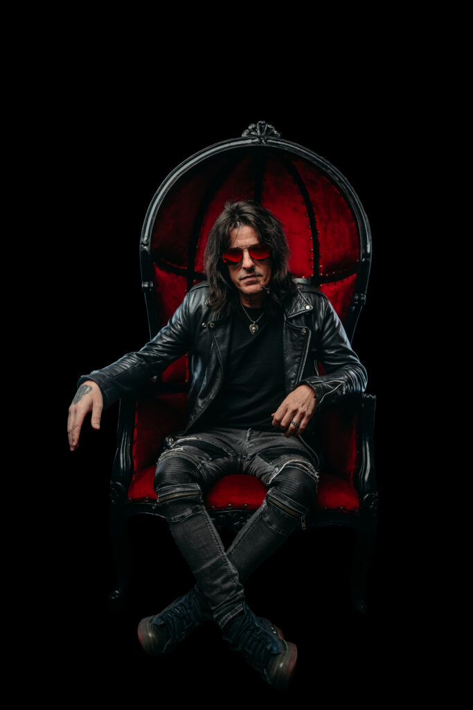 BOLAN copyright earMUSIC press picture credit Anabel DFlux 1