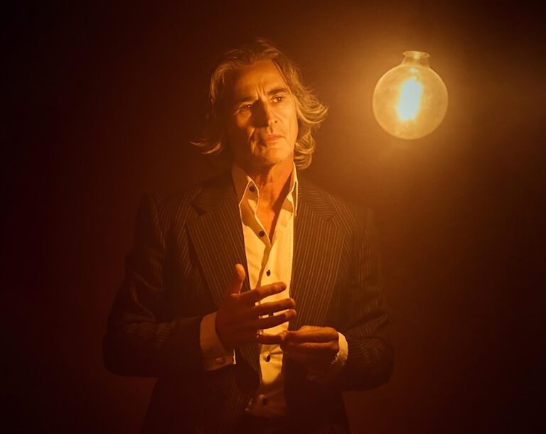 Justin Davies press shot photo credit FRASER