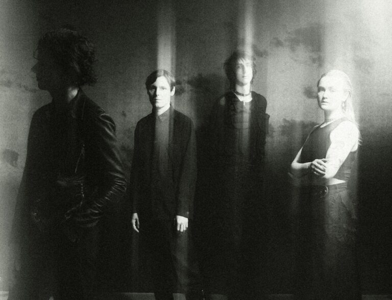 The Horrors - Web Res