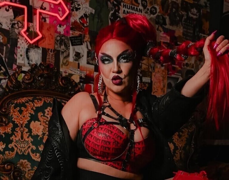 user crop user crop Photo by Shes an Artist 1