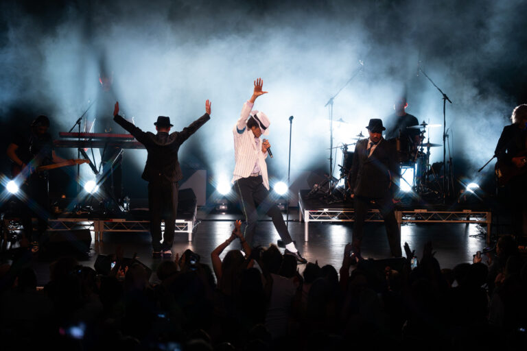 Farski_ChristianRMJKingOfPop_Penrith_120925_11